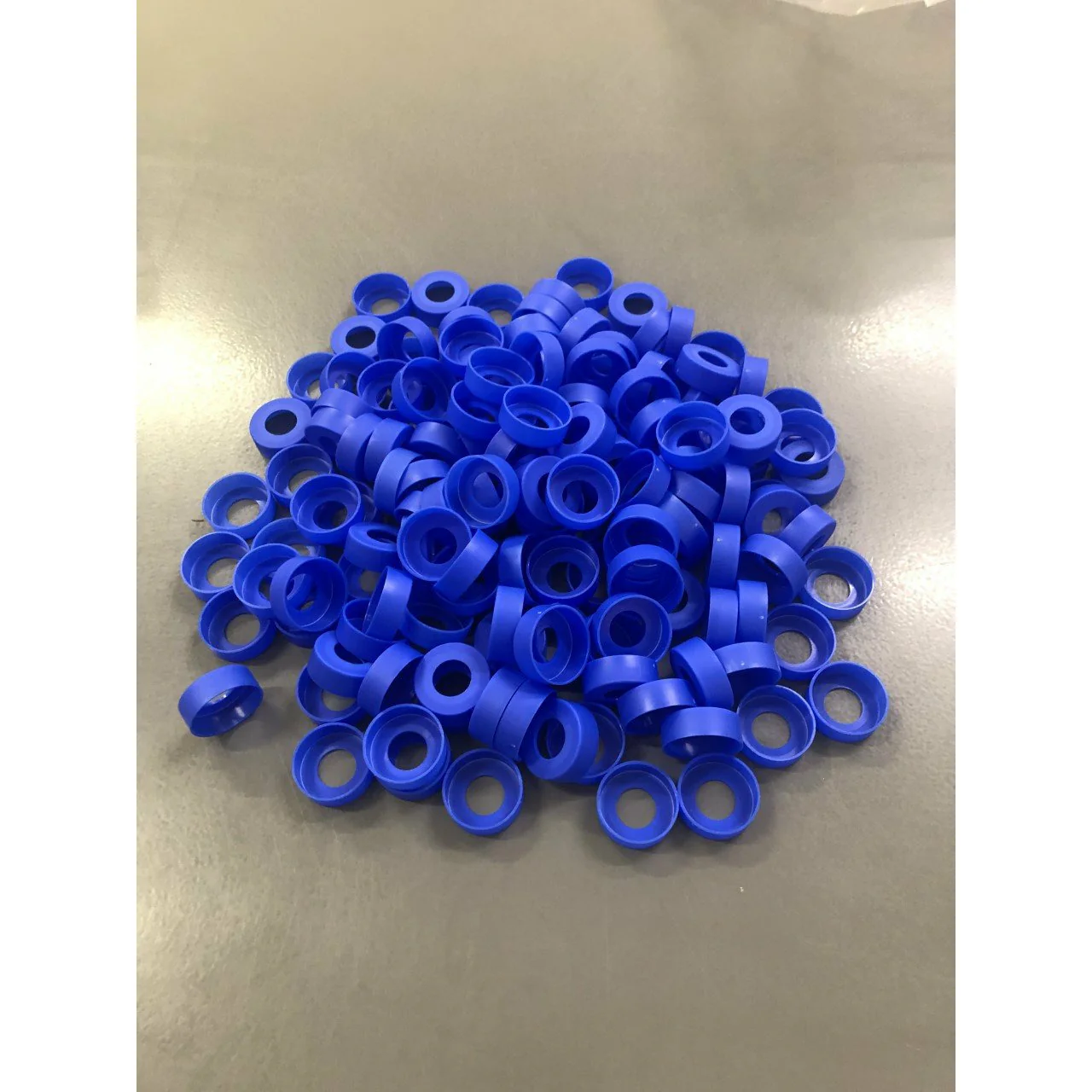 13mm & 20mm Colored Caps for Vials, ALK - Image 9